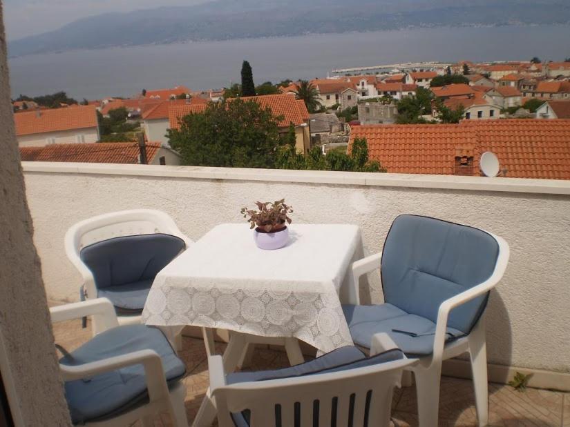 Apartmani Vesna Supetar Buitenkant foto