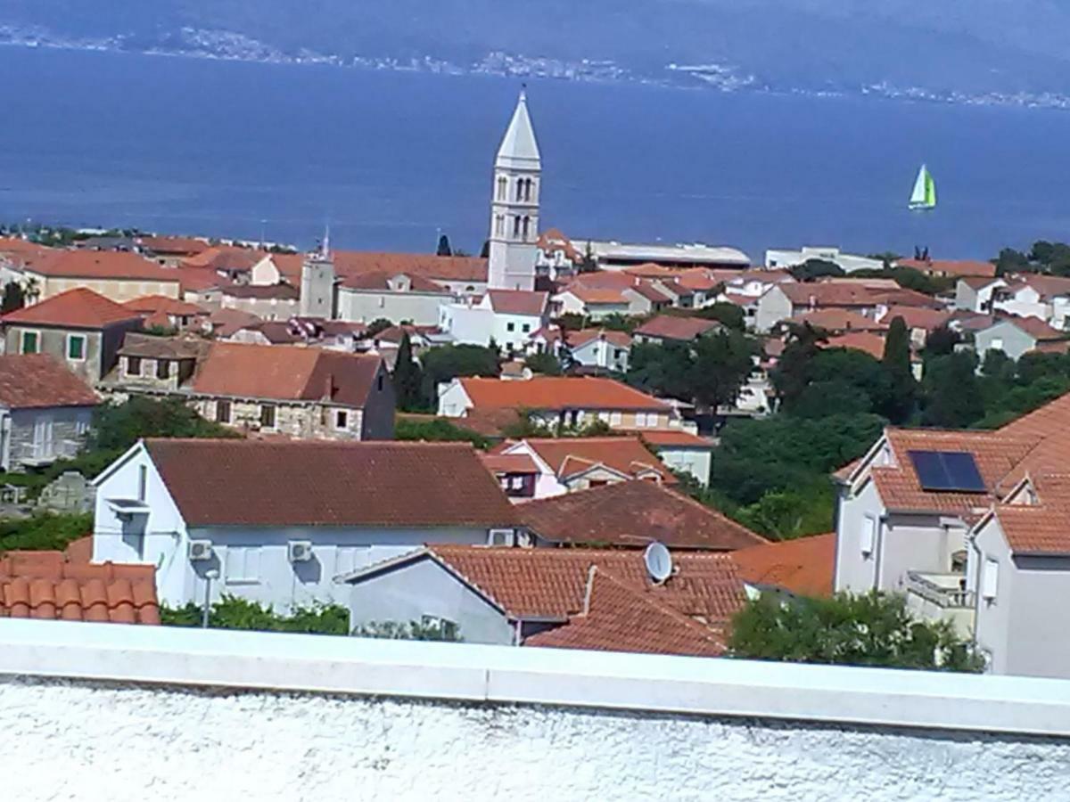 Apartmani Vesna Supetar Buitenkant foto